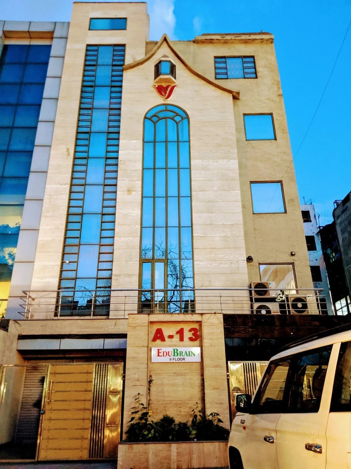 gallery 8