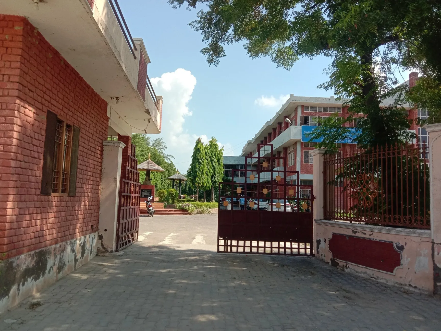Gallery 5
