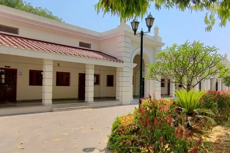 gallery 4