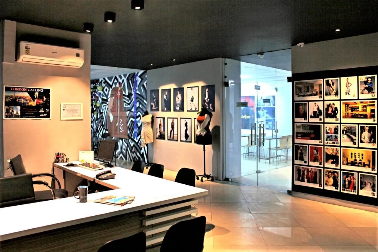 gallery 8