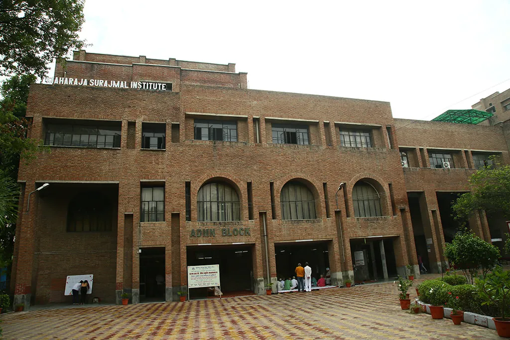 gallery 8