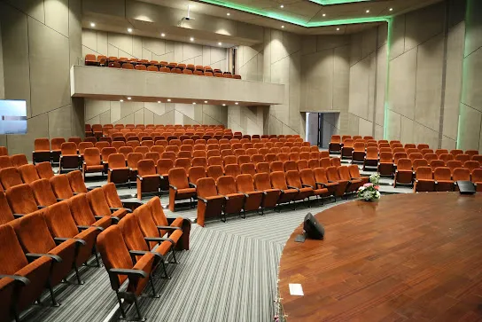 gallery 8