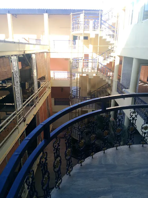gallery 6