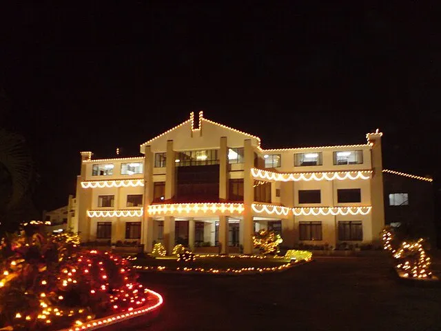 gallery 6