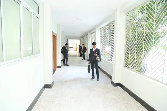 gallery 6