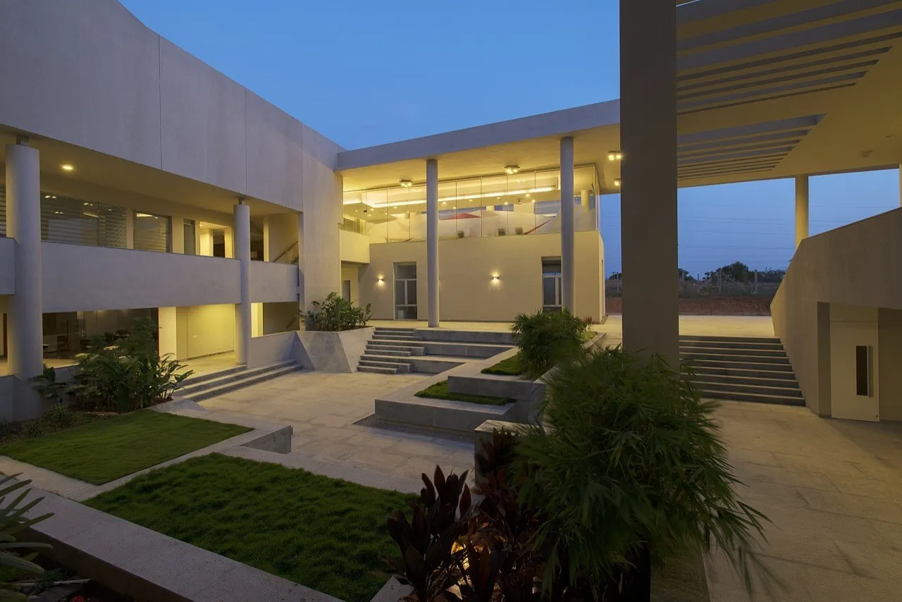 gallery 8