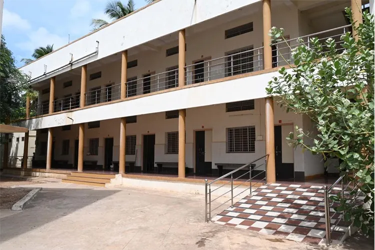 Gallery 4