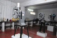 gallery 6