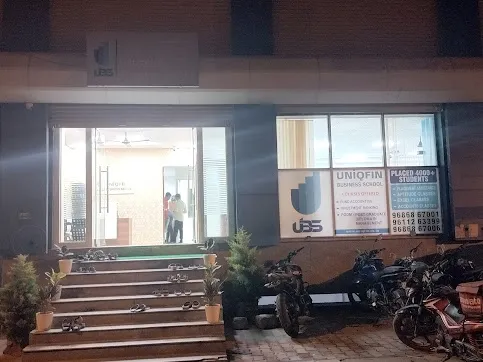 gallery 8