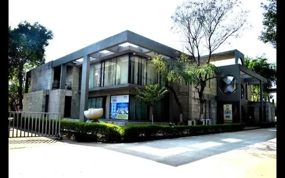 gallery 6