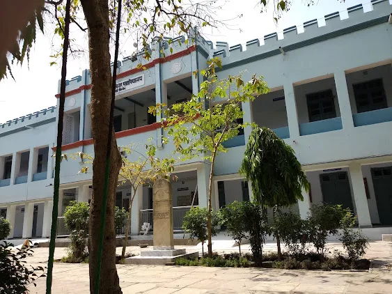 gallery 6