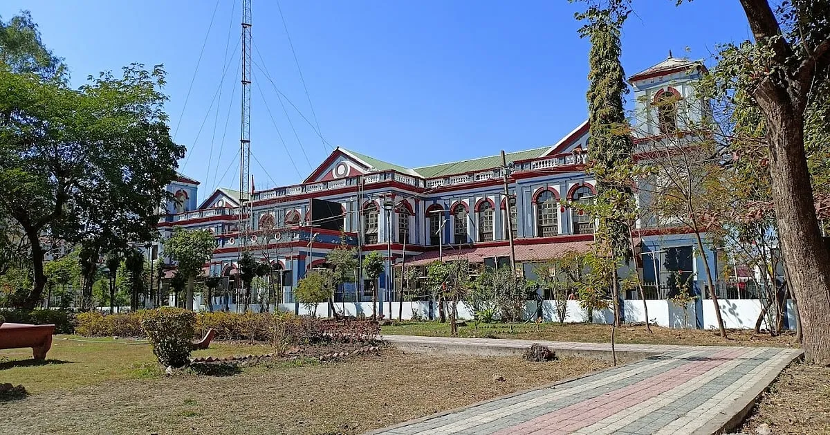 gallery 12