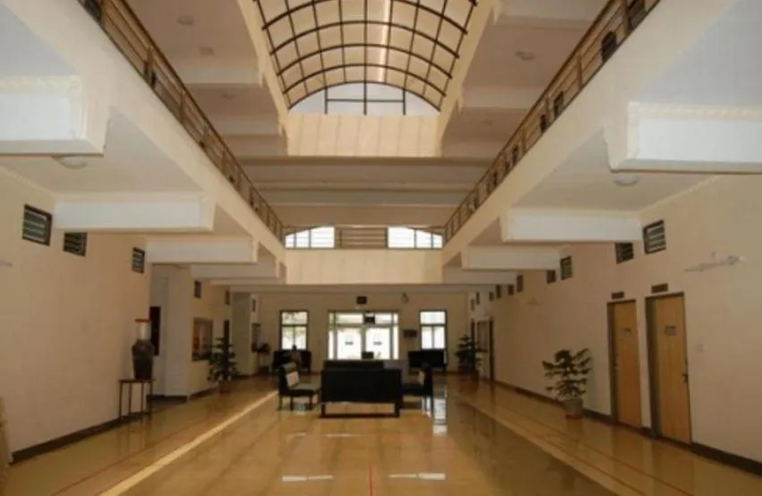 Gallery 5