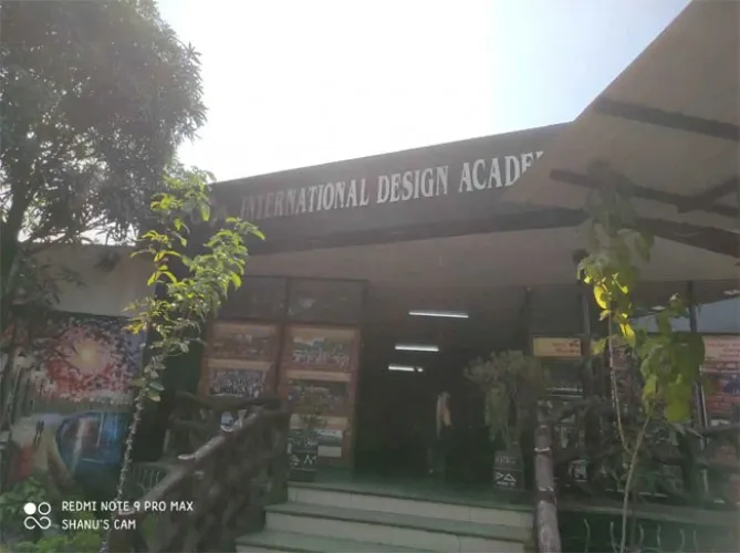 gallery 8