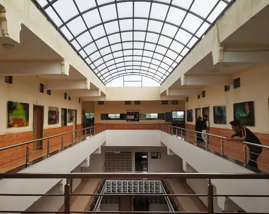 gallery 6