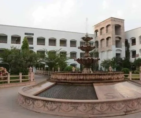 Gallery 4