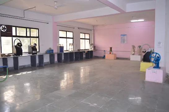 gallery 8