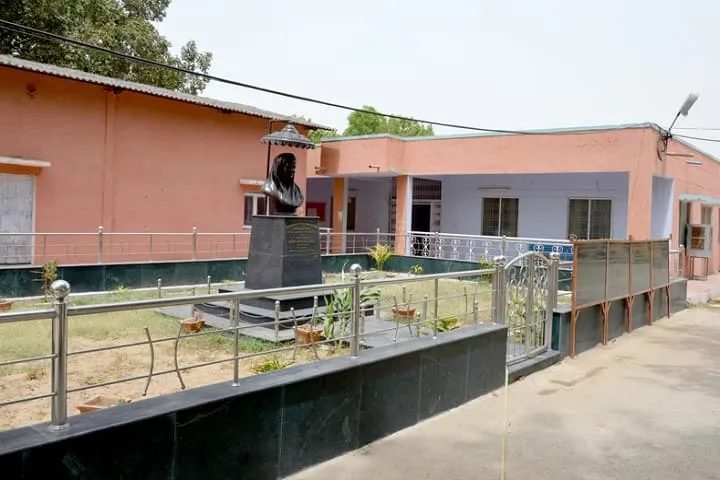 Gallery 5