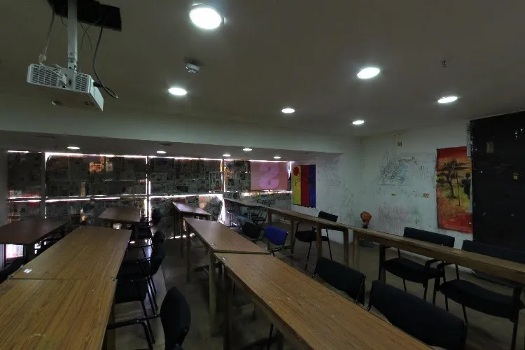 gallery 7