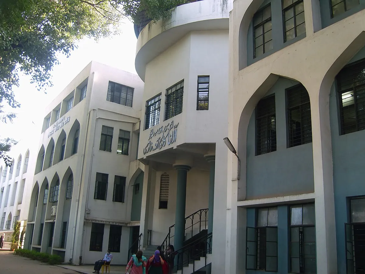 gallery 6