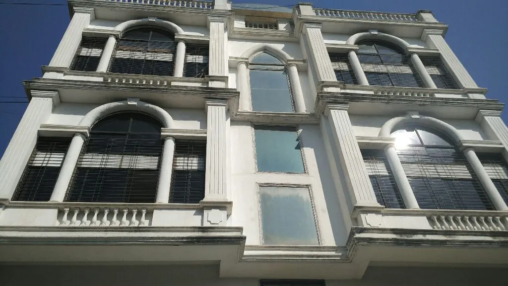 Gallery 4