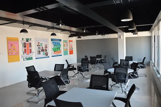 gallery 6