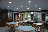 gallery 8