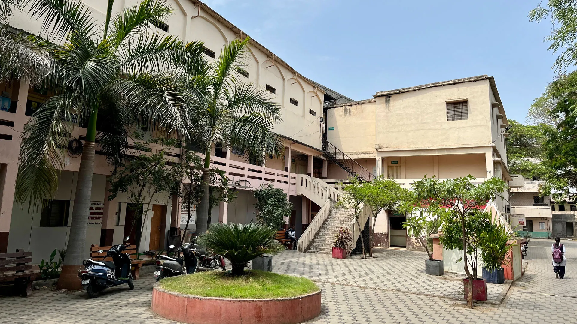gallery 6