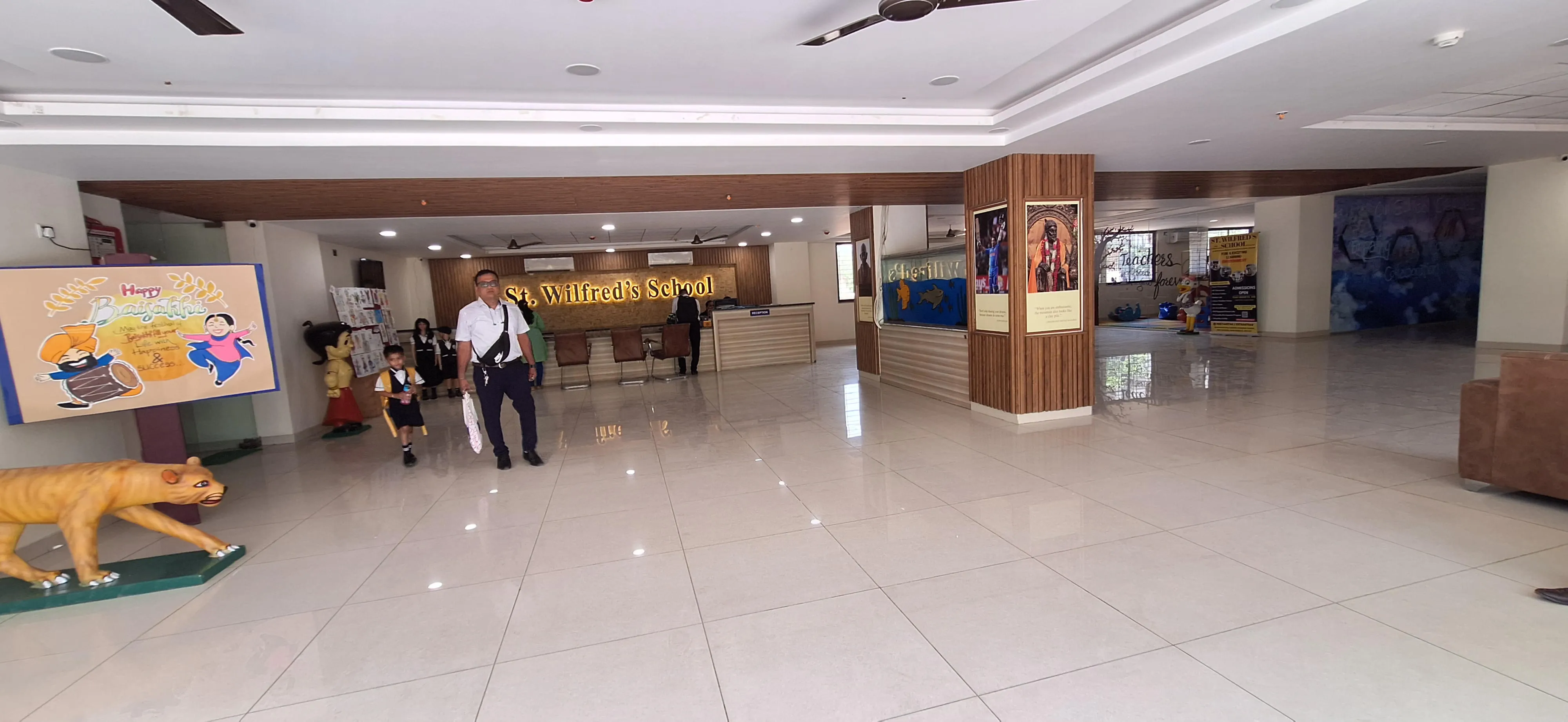 Gallery 4
