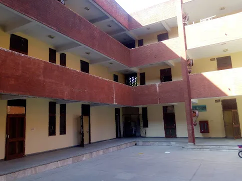 gallery 10