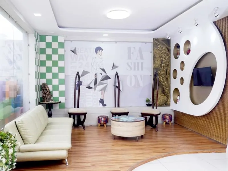 gallery 7