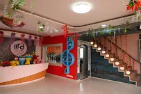 gallery 9