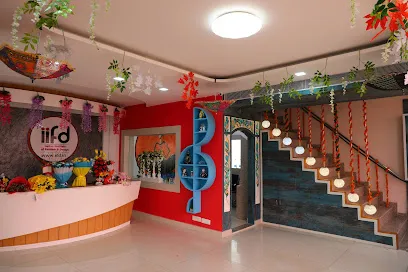 gallery 13
