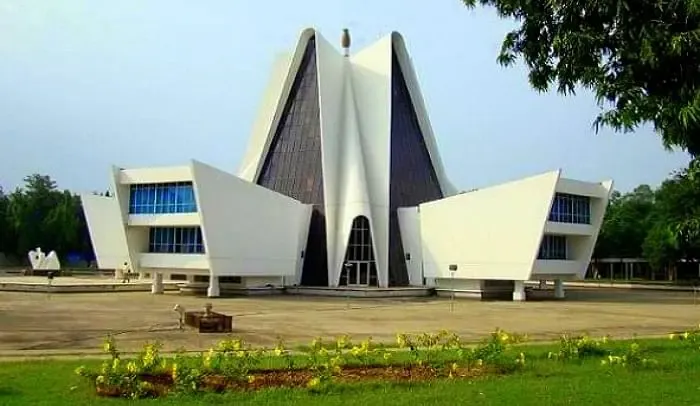 gallery 6