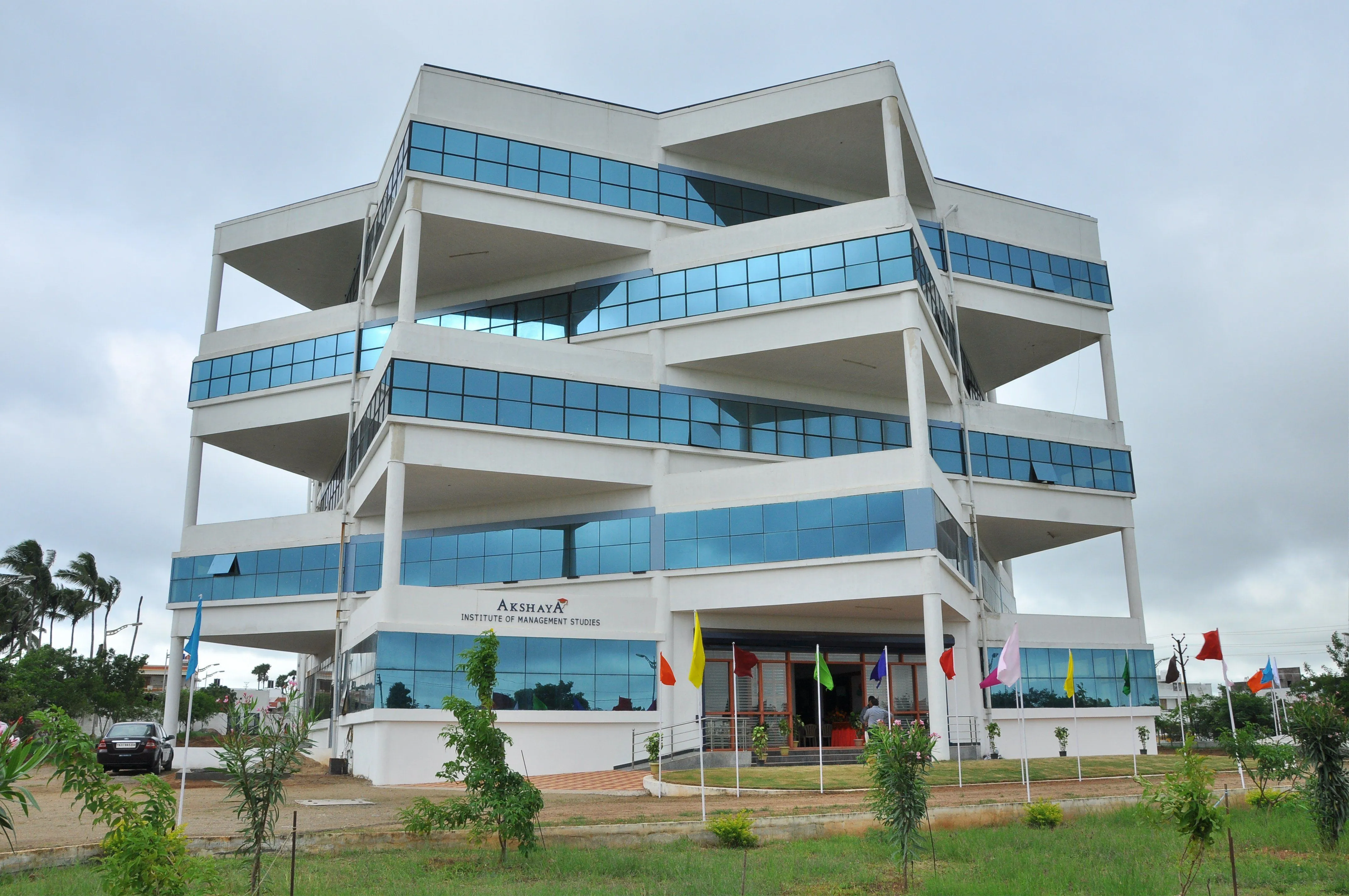 gallery 8