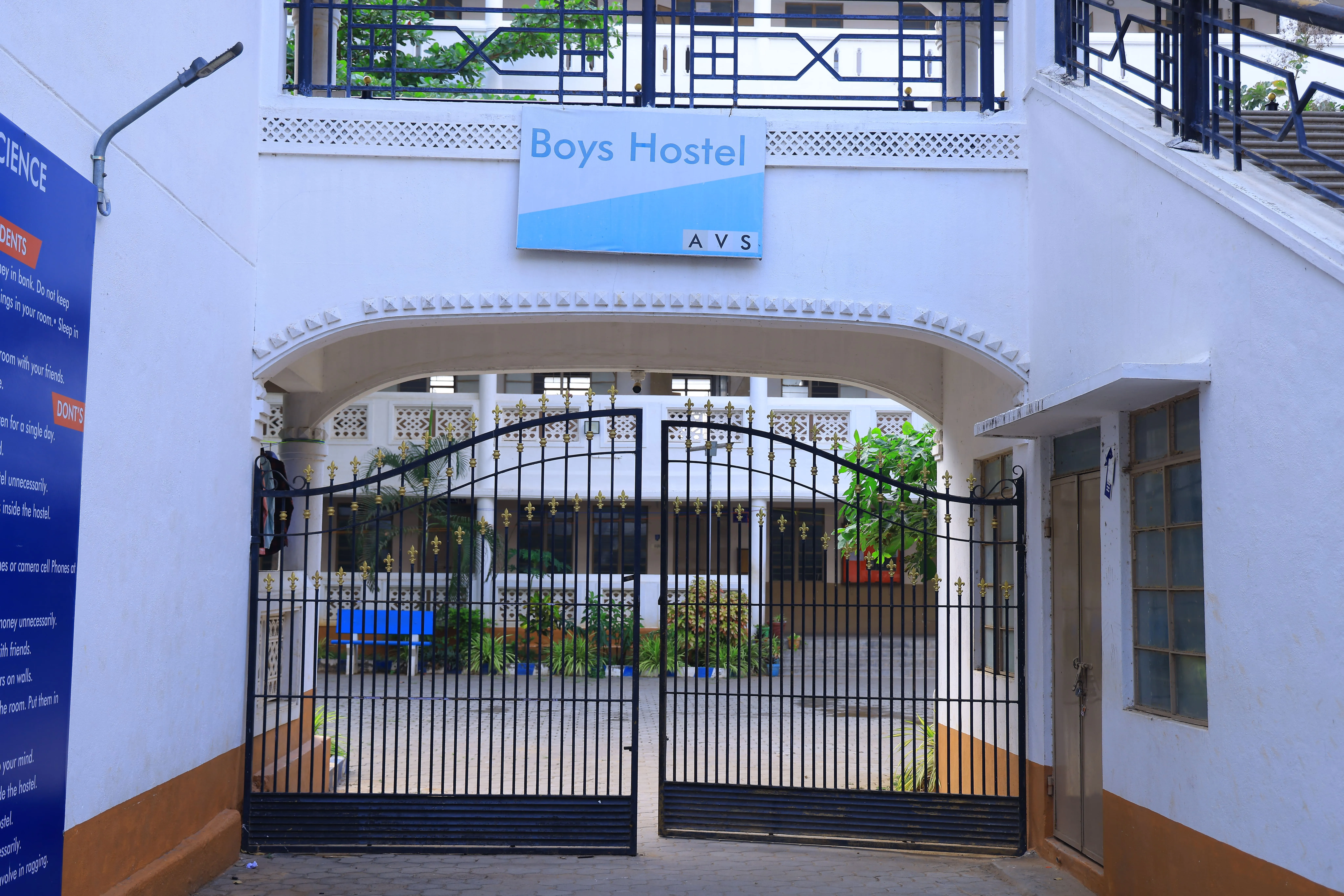gallery 8