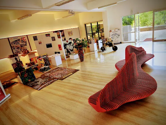 Gallery 4