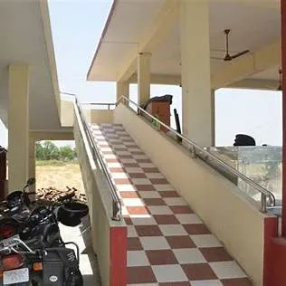 gallery 6