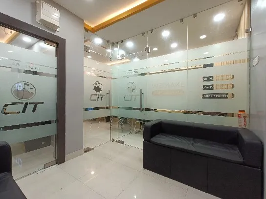 gallery 9