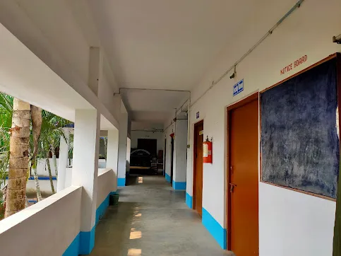 gallery 9