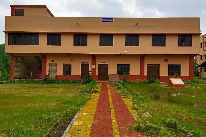 gallery 6