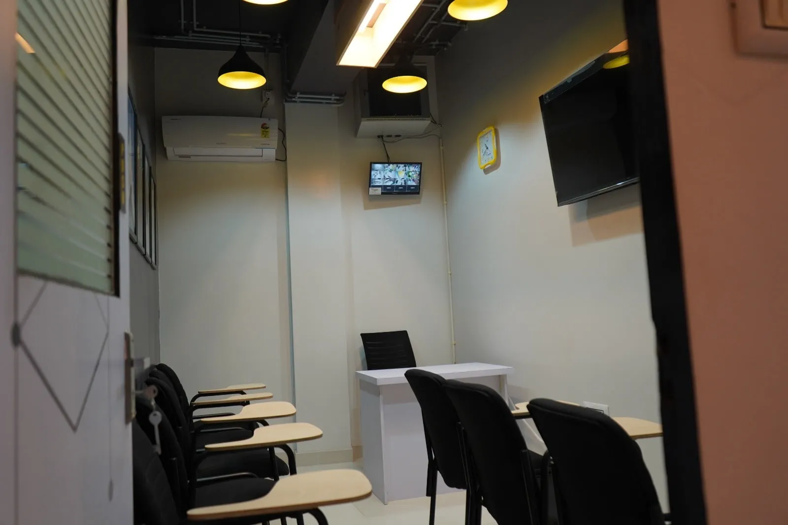 gallery 11